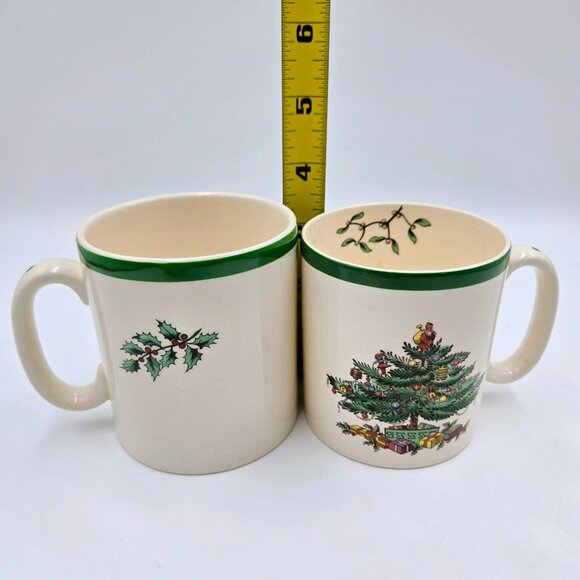 Vintage Spode Tom & Jerry Christmas Tree Coffee Tea Mugs Santa Set Of 4 Read - Picture 2 of 16